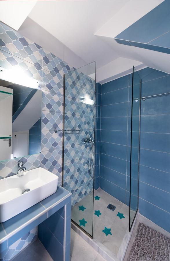 Above Blue Maisonettes Grey Diamond Нікіана Екстер'єр фото
