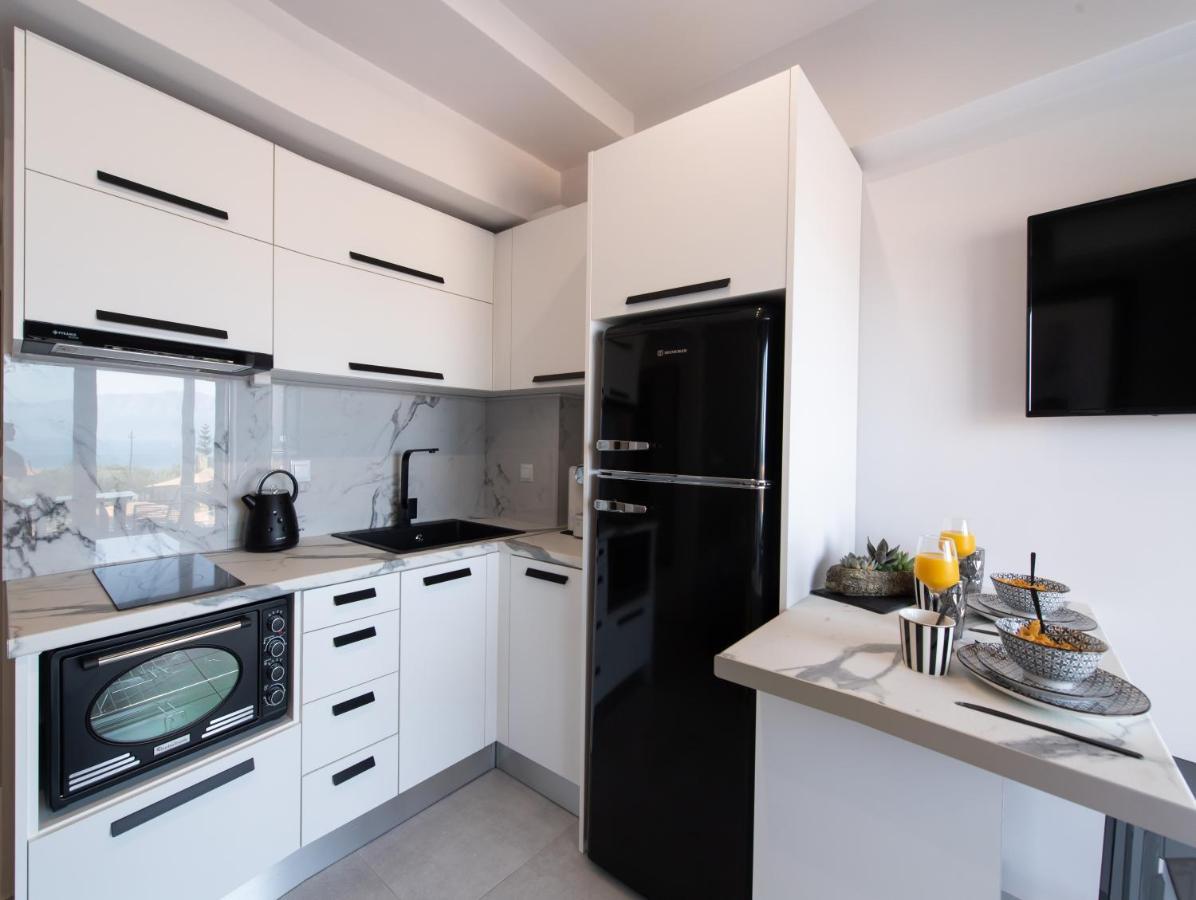 Above Blue Maisonettes Grey Diamond Нікіана Екстер'єр фото
